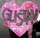 :nod: 
sweet boy :nod:  :nod:  :nebun:  :nebun: Â· Ã¼ber gustav