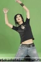 Noul tatuaj a lui Bill - dap arata bn!!! - Bill Kaulitz