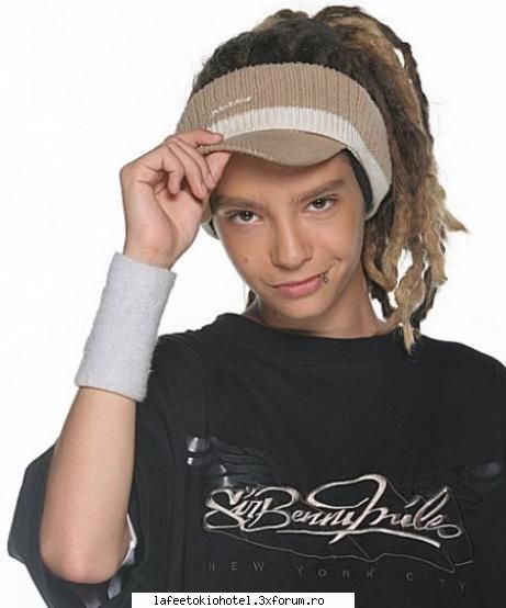 Tom - sa poon si yo o poza misto q tomy - Bilder