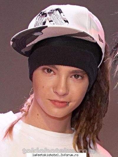 poze cu tom... - aici puneti poze cu tom... ;) - Tom Kaulitz