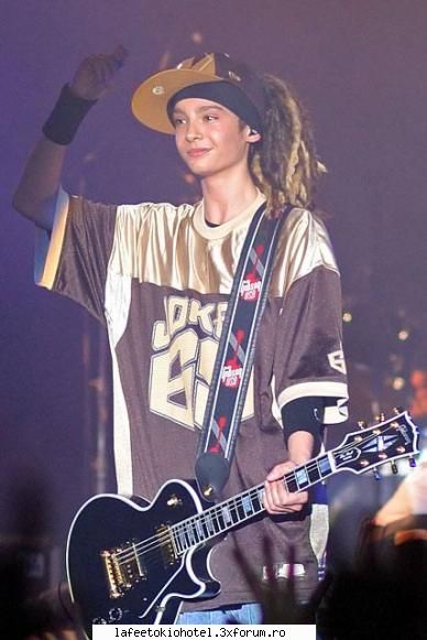 poze cu tom... - hai ca pun si eu una - Tom Kaulitz